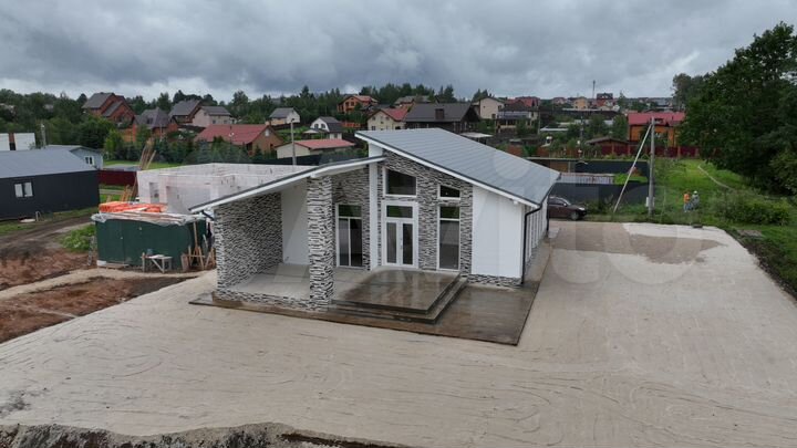 Дом 170 м² на участке 8 сот.