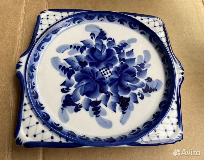 Чайник заварочный, блюдо