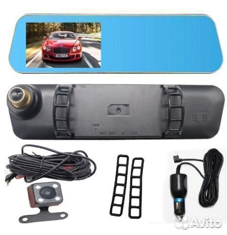 Видеорегистратор с камерой заднего вида