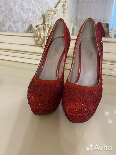 Туфли женские