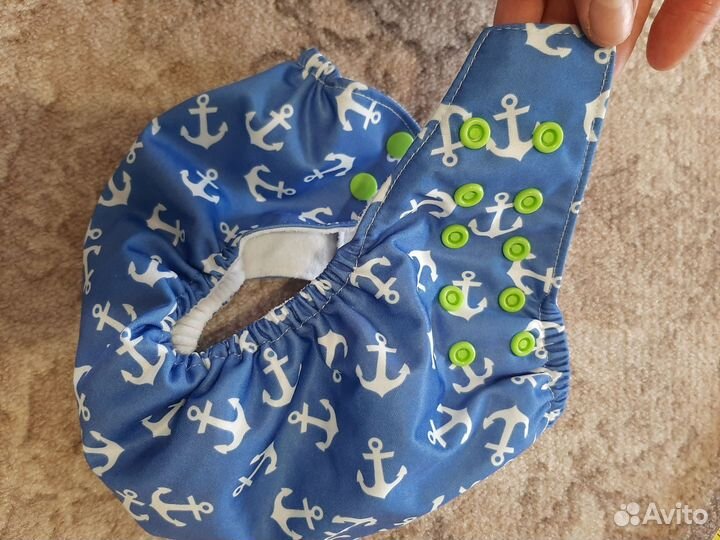 Трусики для плавания. Сиденье, круг для купания