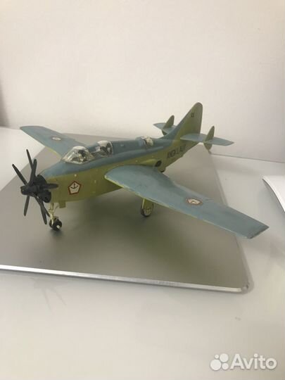 Продам модели самолетов 1:72