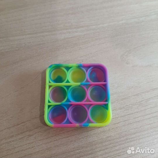 Поп ит динозавр / Поп ит квадратный радужный