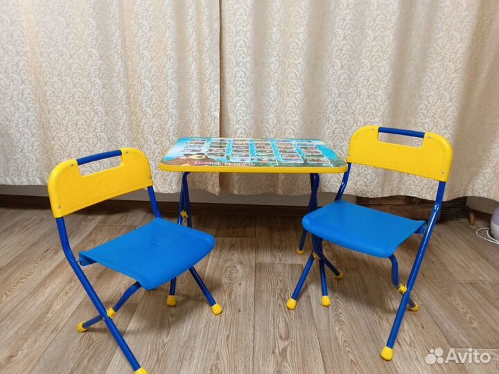 Детский стол и стул
