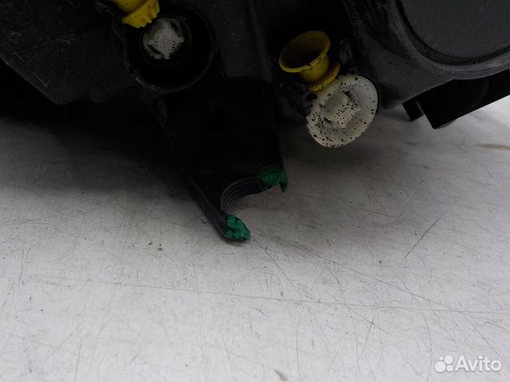 Фара правая Skoda Karoq