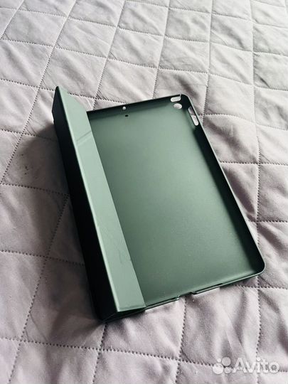 Чехол для iPad 6 gen. Б/У