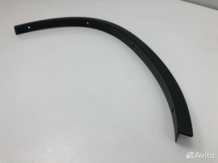 Накладка переднего крыла правого Nissan Terrano 3