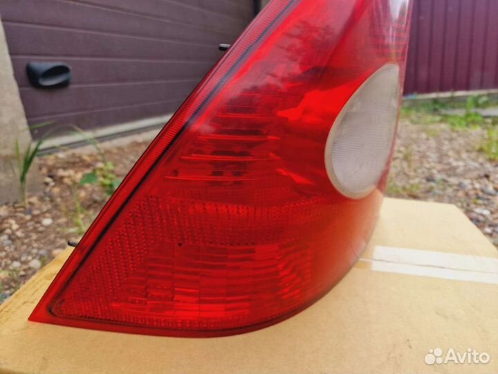 Фонарь задний левый ford focus 2