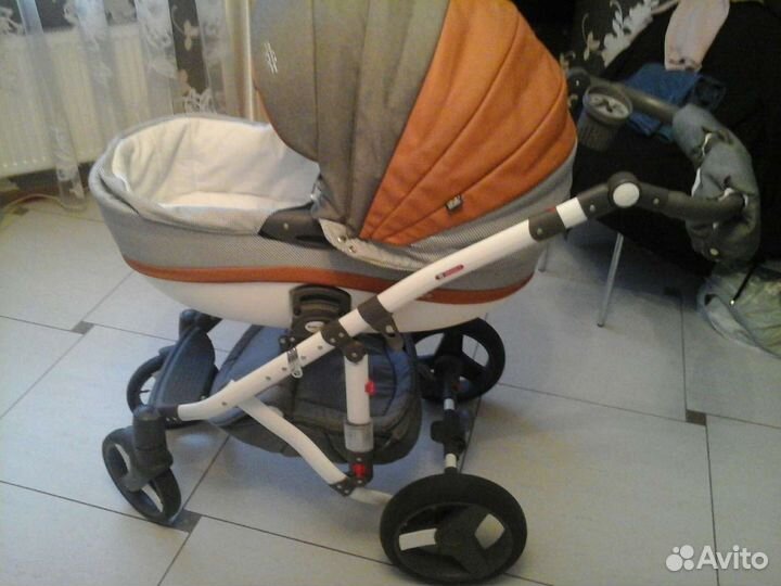 Модульная коляска movo