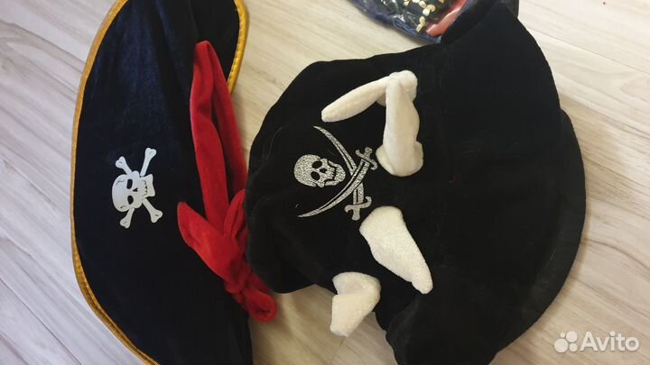 Шляпа пирата и плащ карнавальные театральные