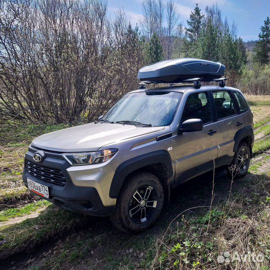 Автобокс Broomer Venture серый на niva Travel