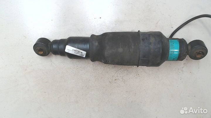 Пневмоподушка Infiniti QX56, 2004