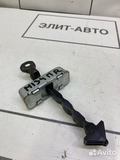 Ограничитель двери передний правый Mazda 6 GH 2008