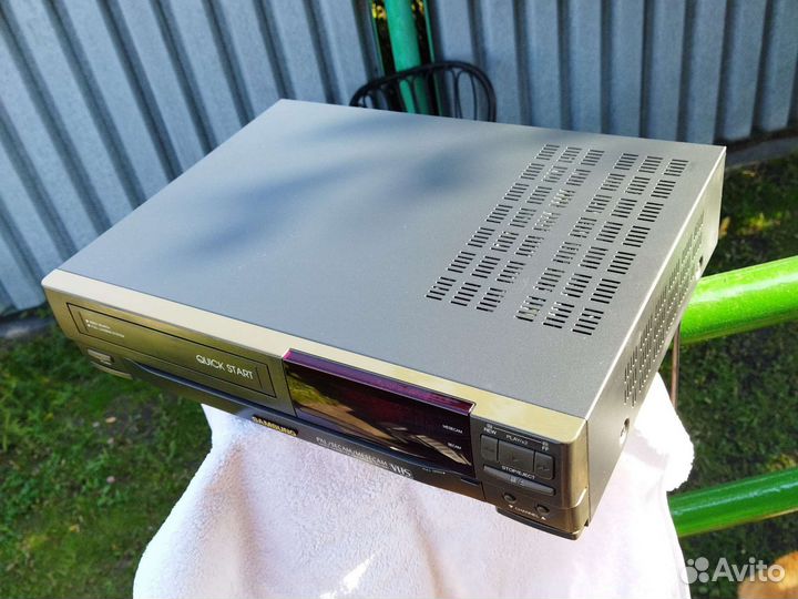 Видеомагнитофон samsung