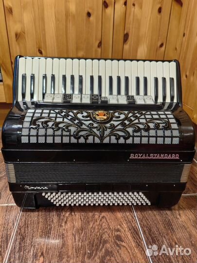 Аккордеон royal standart