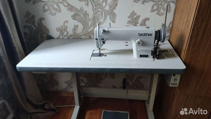 Швейная машина brother