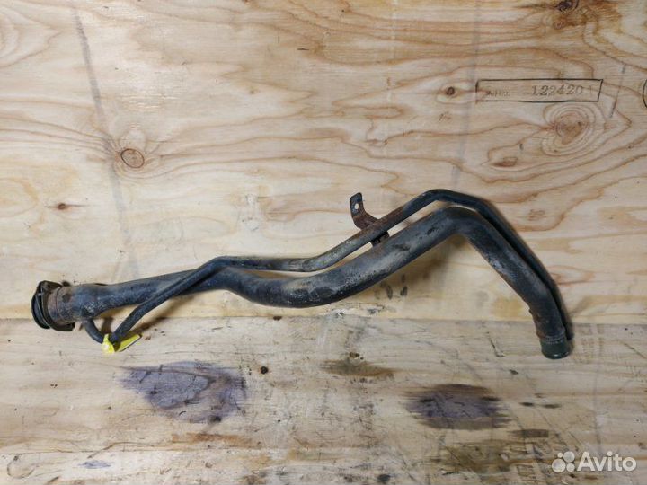 Горловина топливного бака mitsubishi airtrek