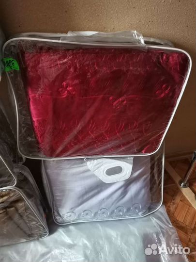 Покрывала на кровать разных размеров и цветов