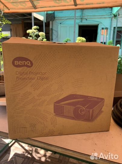 Видеопроектор BenQ