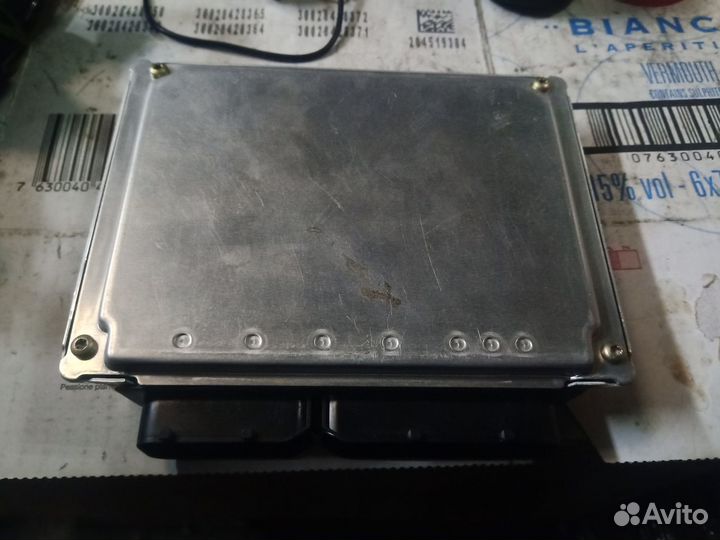 Блок управления двигателем(эбу) VW Passat B5 1.8T
