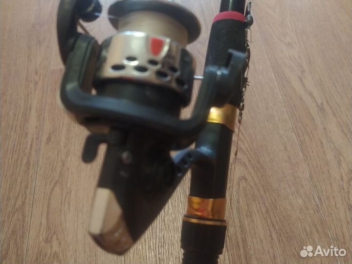 Поплавочная удочка в сборе