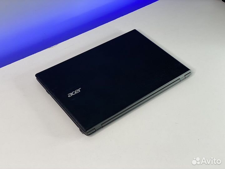 Шустрый Acer Core i5 8g озу SSD256g