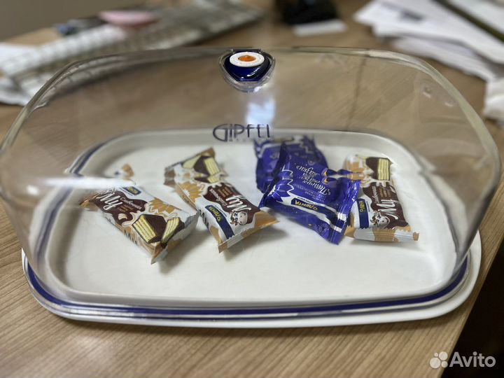 Контейнер пластиковый для продуктов