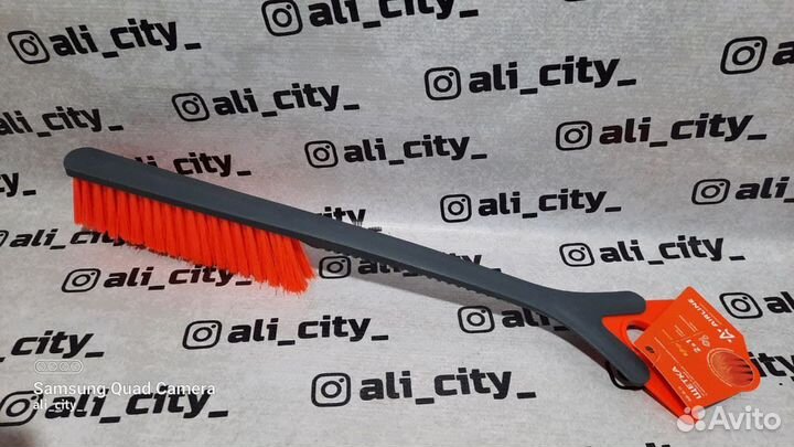 Щётка от снега и льда