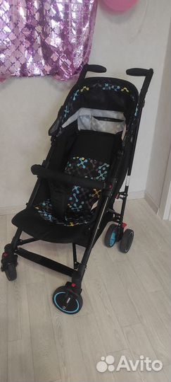 Прогулочная коляска трость