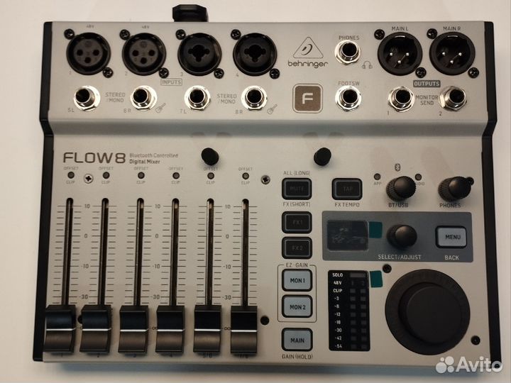Behringer flow 8 цифровой пульт