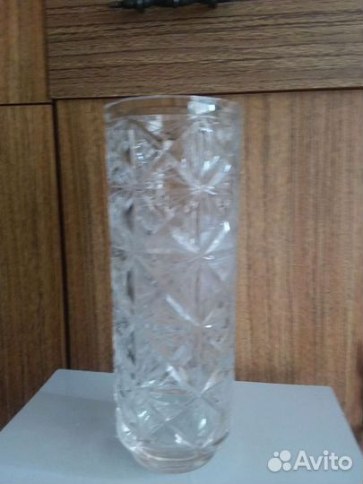 Хрустальная ваза