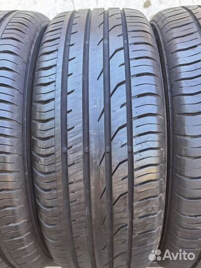 Continental ContiPremiumContact 2 215/55 R17 94V