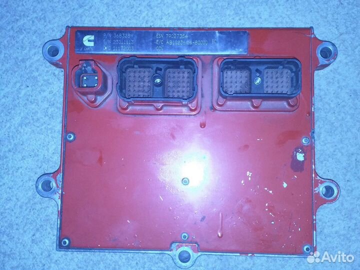 Блок управления двигателем на каменс 15