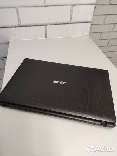 Надежный ноутбук Acer 5742 на i3