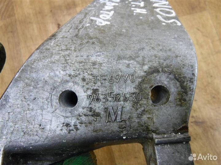 Кронштейн генератора Chevrolet Lanos 2004-2010