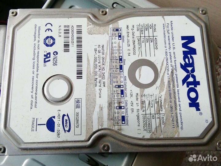 Жесткий диск maxtor 60Gb