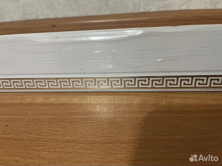 Карниз потолочный трехрядный