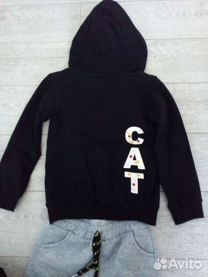 Спортивный костюм