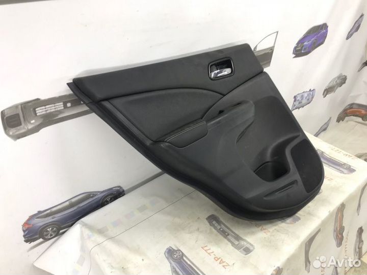 Обшивка двери задняя левая Honda Cr-V 4