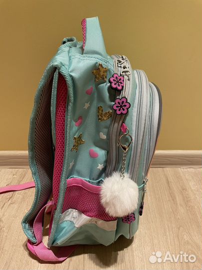 Школьный ранец (рюкзак)