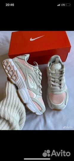 Кроссовки женские37, 39 размер