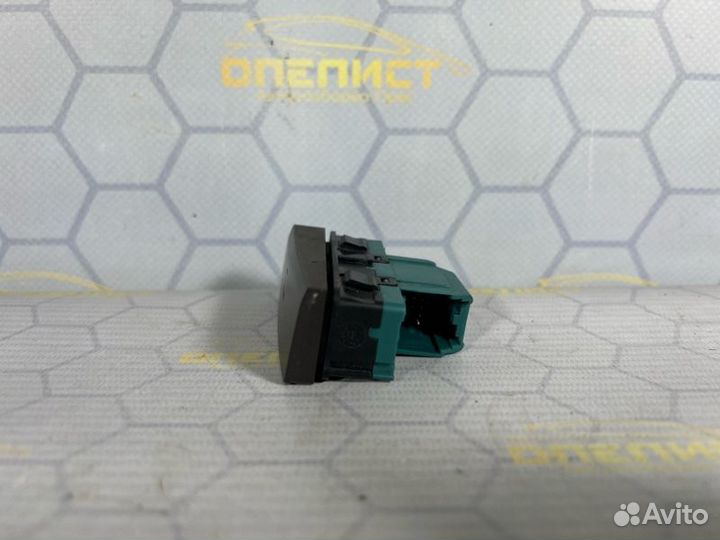 Кнопка парктроника Opel Insignia A