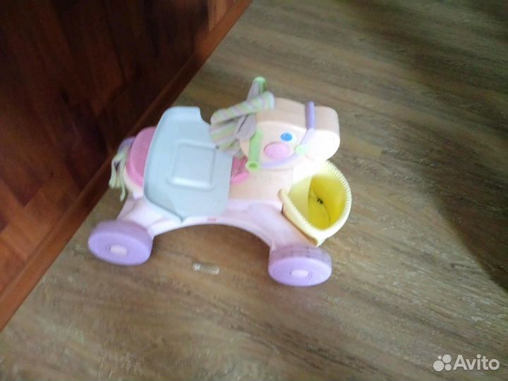 Музыкальная лошалка-каталка