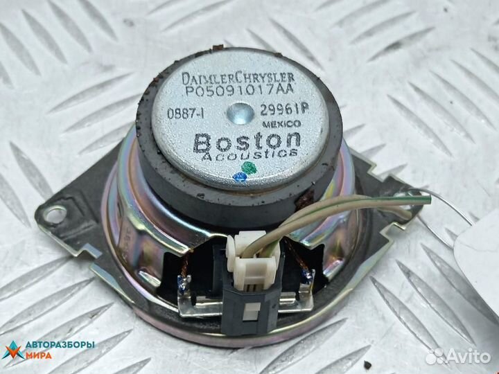 Динамик Jeep Patriot 2008