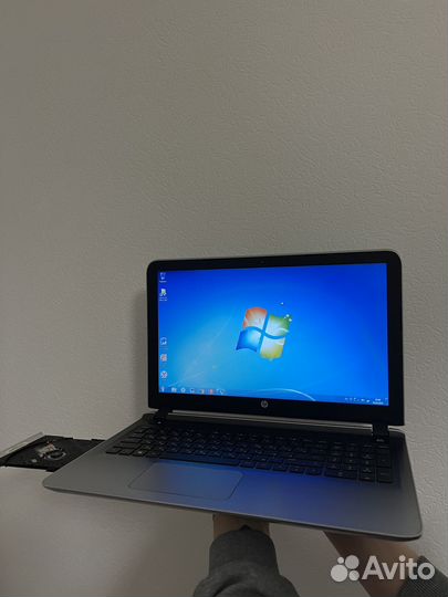 Ноутбук HP Pavilion notebook AMD A10-8700P