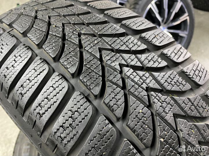 Dunlop SP Winter Sport 4D 215/55 R18 95H