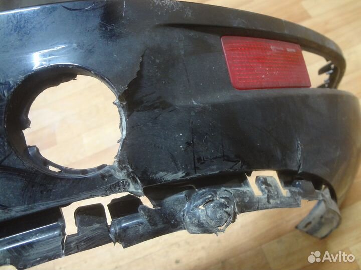 VW Touareg 2010-2014 Задний бампер (средняя)