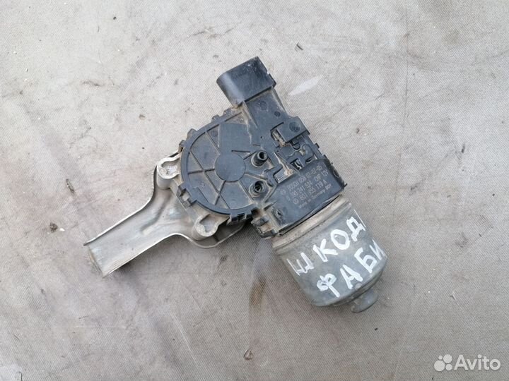 Моторчик стеклоочистителя передний для Skoda Fabia