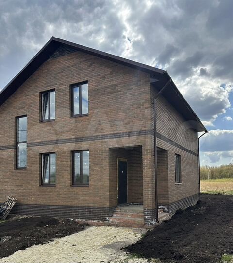 Дом 156 м² на участке 5,2 сот.