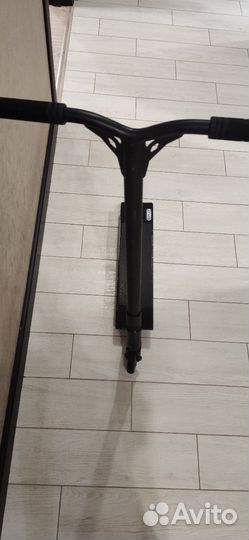 Трюковой самокат Novatrack Replay